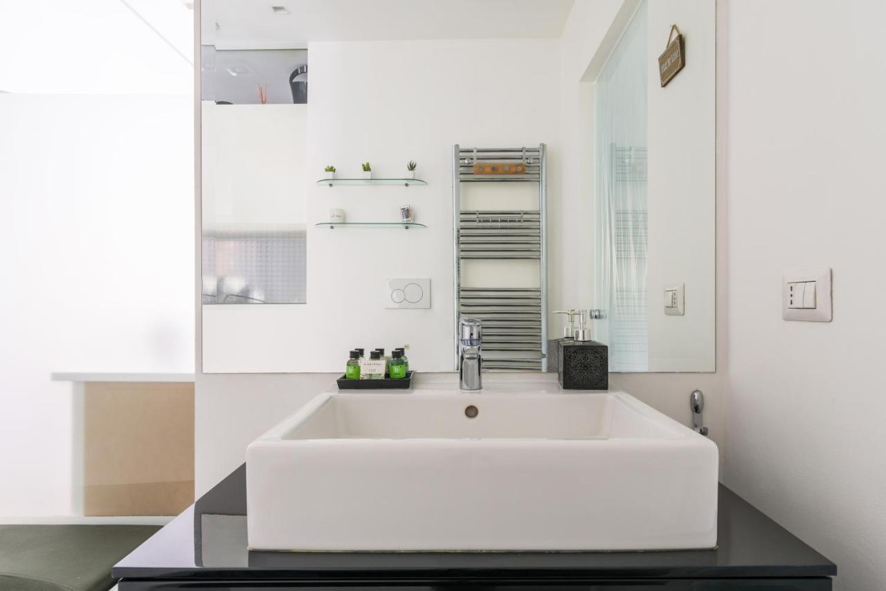 Luxury Modern One Bedroom In Great Location Milano Esterno foto