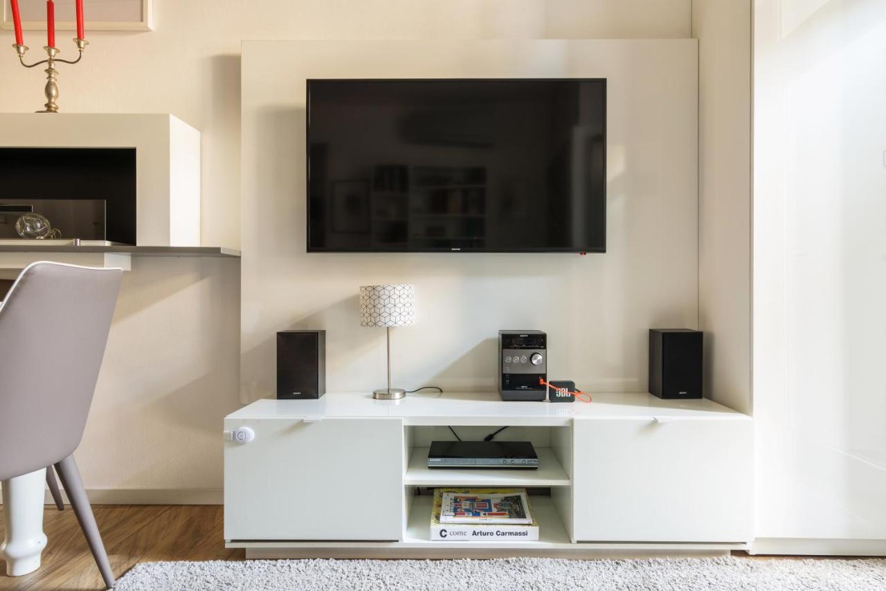Luxury Modern One Bedroom In Great Location Milano Esterno foto